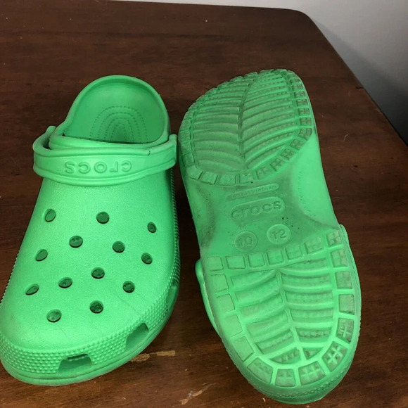 Crocs Classic Clog Green M10 W12 Unisex - Picture 3 of 7